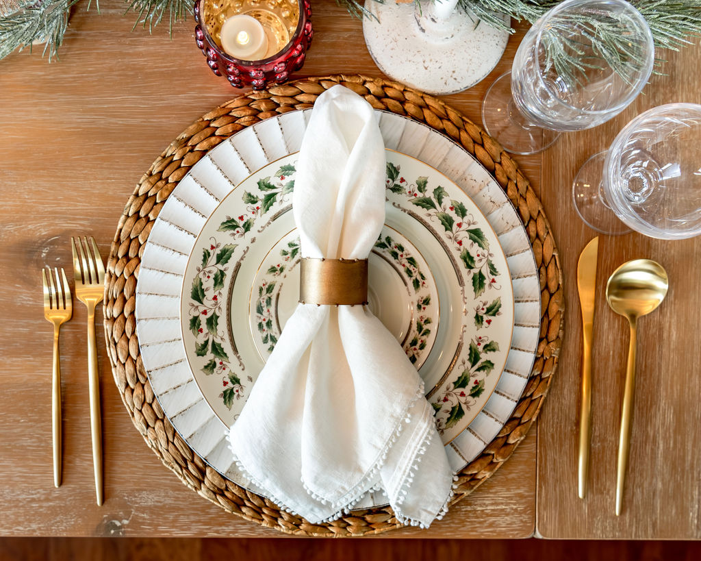 Ellie’s Dot Rim Napkin Ring